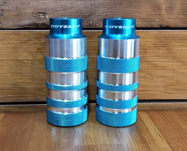 NOS Αναβατήρες ODYSSEY BIG FOOT Alloy Pegs 3/8 - 10mm Blue/Silver